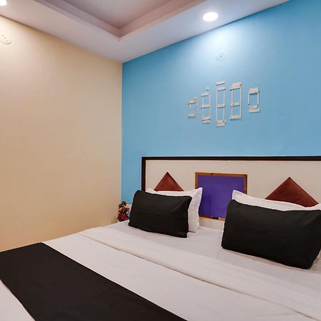 Super Hotel O Hotel Gold Star Nowe Delhi Zewnętrze zdjęcie