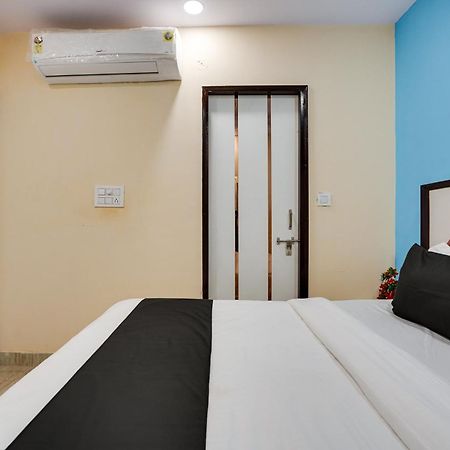 Super Hotel O Hotel Gold Star Nowe Delhi Zewnętrze zdjęcie